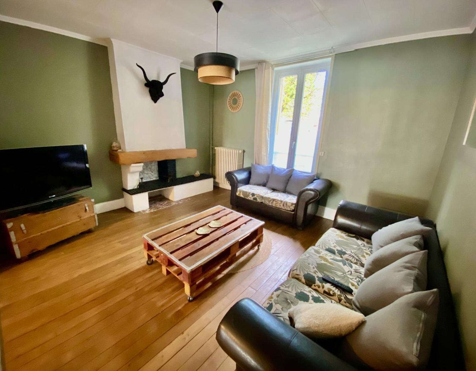 Apartmán Les Perdrix Charleville-Mézières Exteriér fotografie